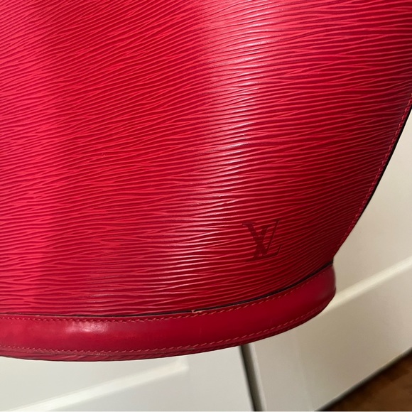 Louis Vuitton Epi Saint Jacques Shopping GM - Picture 14 of 14